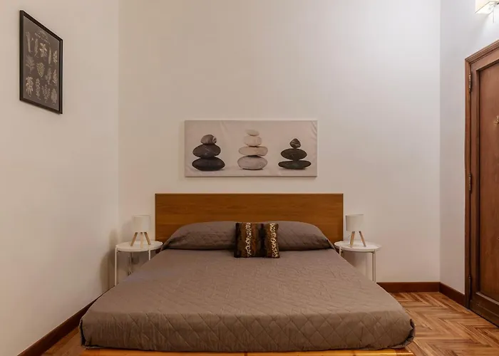 Guesthost - Charming Near Piazza Di Spagna *